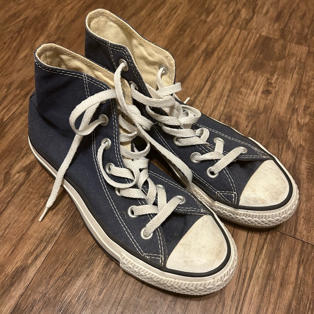 Navy Hi Top Converse